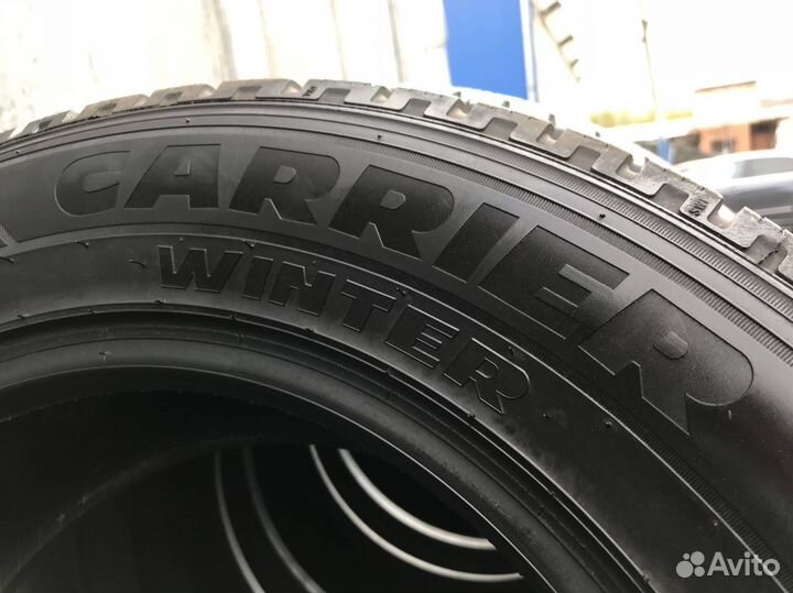 Pirelli Carrier Winter 235/65 R16