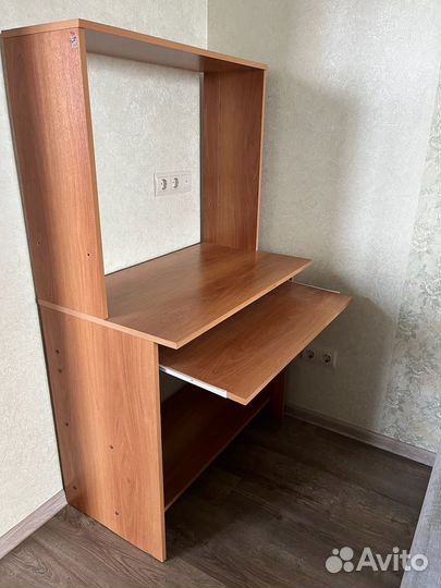 Компьютерный стол 85х50