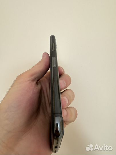 iPhone X, 64 ГБ