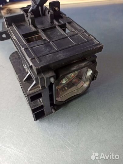 Лампа на проектор