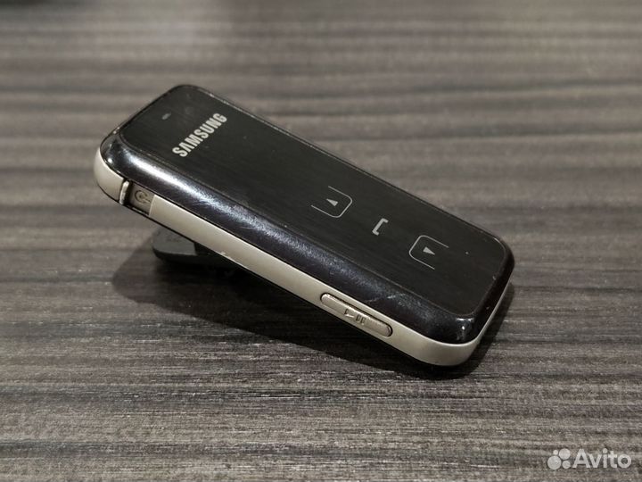 Bluetooth гарнитура (Наушники)