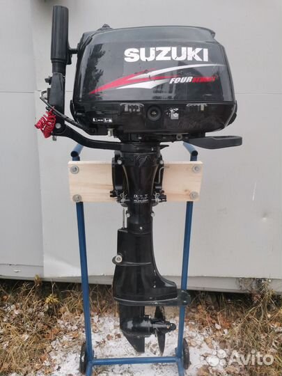 Мотор на лодку