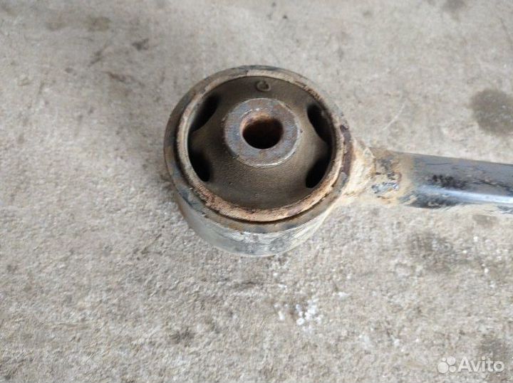 Рычаг задний правый Honda Accord VII 2003-2008