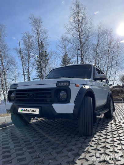 LADA 4x4 (Нива) 1.7 МТ, 2010, 320 000 км