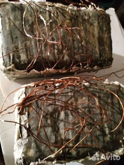 Аудио Конденсаторы для лампы мбгв 200мкФ 1000в 2шт