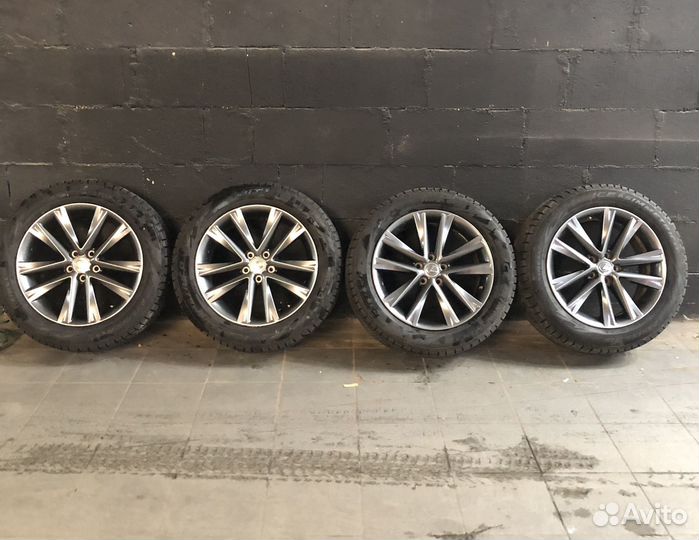 Зимние колеса Lexus RX 235/55 R19