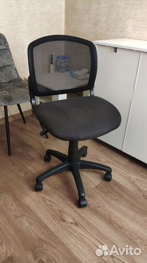 Стул лэшмейкера стул офисный компьютерное кресло