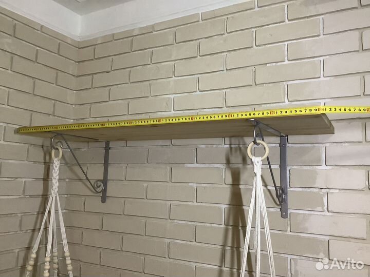 Кронштейн для полок