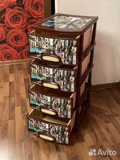 Пластиковый комод