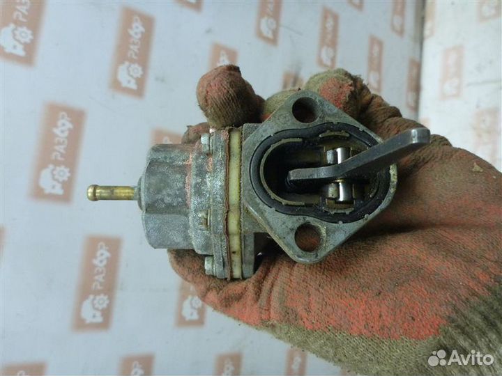 Насос топливный Volkswagen Passat B3 1988