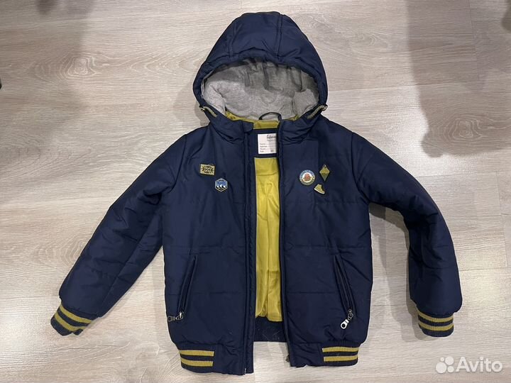 Ветровка на мальчика 122