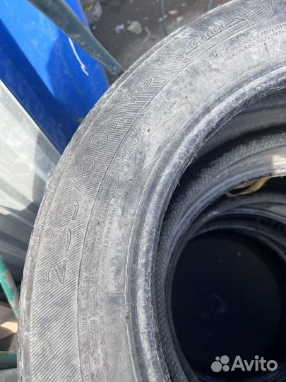 ACCU-TRAC 40K 235/60 R18 24H