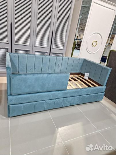 Детская кровать мягкая с бортиком