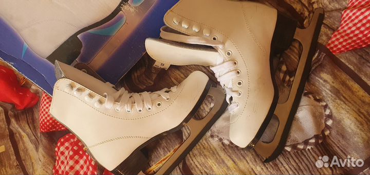 Коньки фигурные