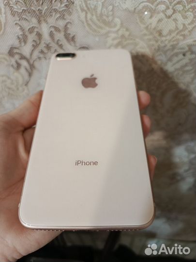 iPhone 8 Plus, 64 ГБ