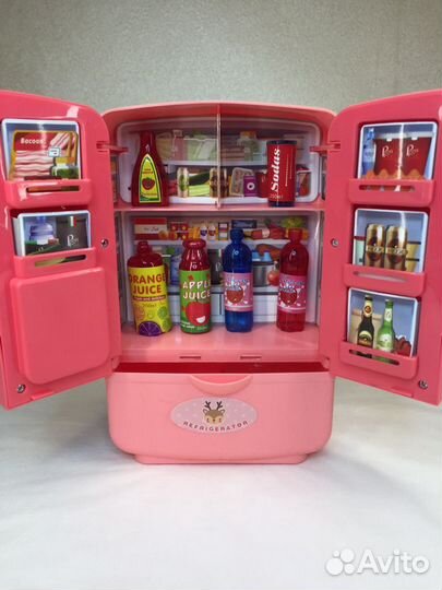 Холодильник кукольный