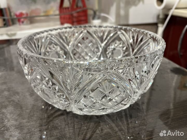 Хрустальная ваза