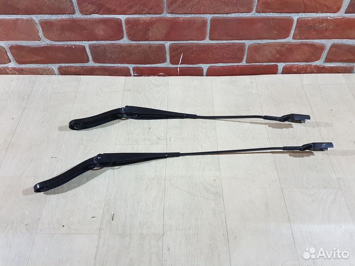 Поводок дворника Ford mondeo 4