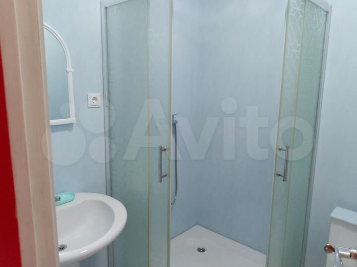 Комната 17 м² в 3-к., 2/2 эт.