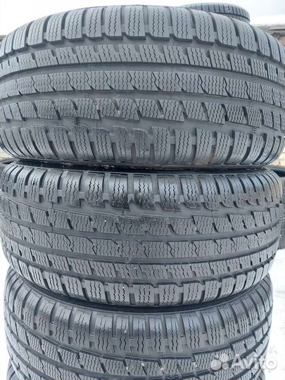 Kumho WinterCraft KW27 225/55 R17 101V