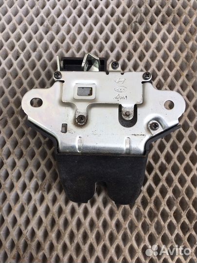 Замок крышки багажника hyundai solaris