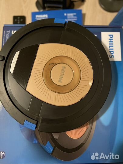 Робот-пылесос Philips