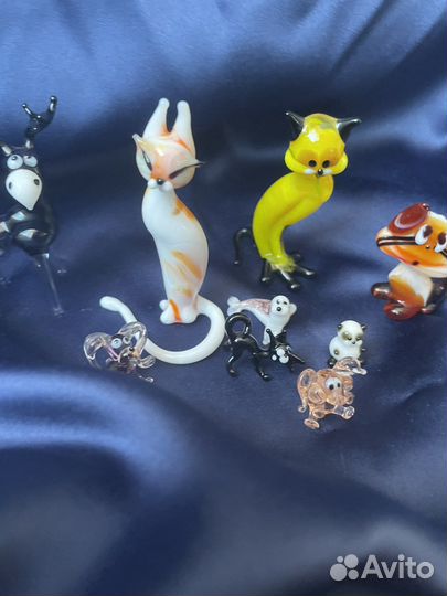 Фигурки цветное стекло