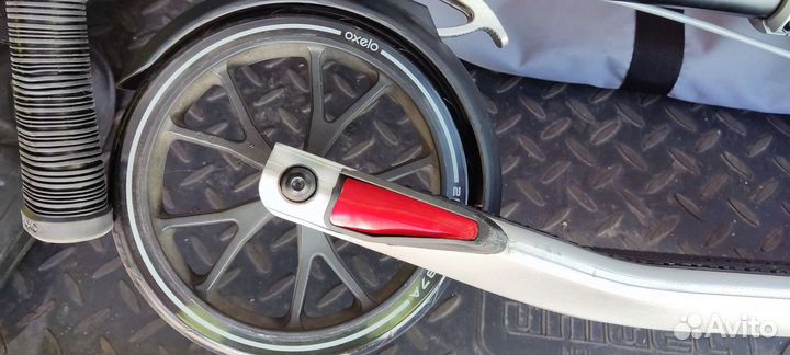 Самокат Oxelo town 9 EF Titane с чехлом