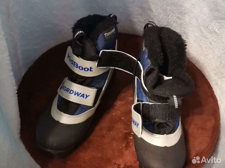Ботинки лыжные, размер 35 бу