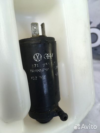 Бачок омывателей Audi A6 C4