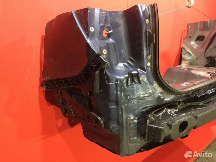 Панель задняя задний Kia Ceed универсал D4FB 1.6L