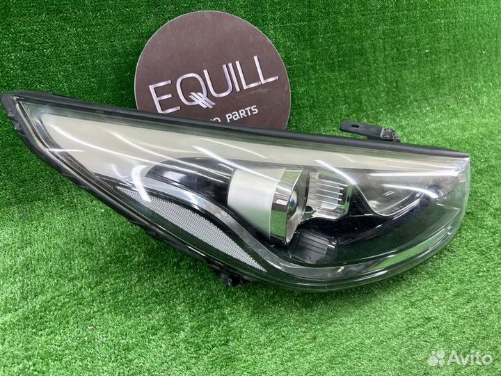 Фара галогеновая передняя правая Hyundai Tucson LM