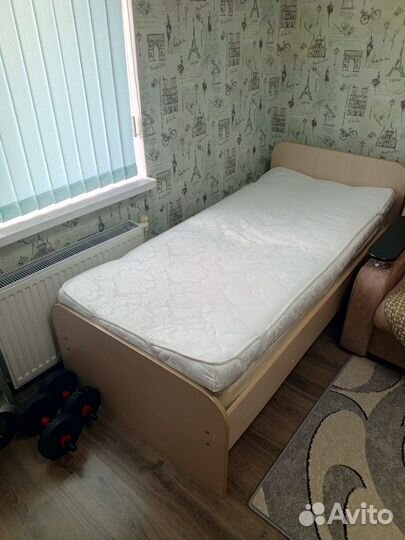 Комплект мебели в детскую бу