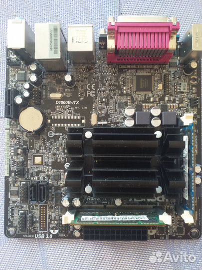 Материнская плата с процессором и памятью