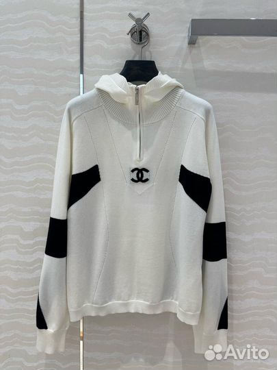 Джинсы Chanel Худи Chanel