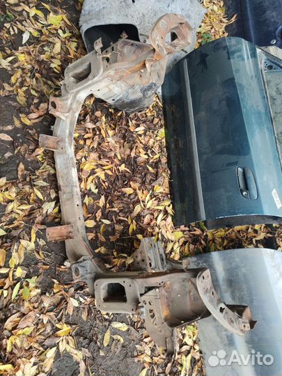 Срез передней части Outlander XL, сгоревшая