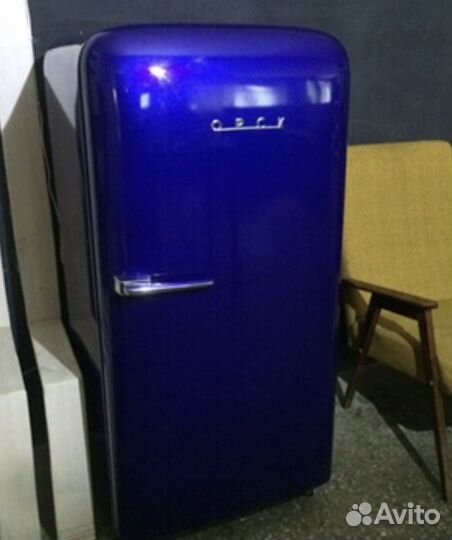 Холодильник ретро