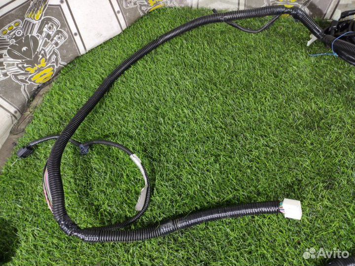 Коса салона Honda Fit GP5 LEB