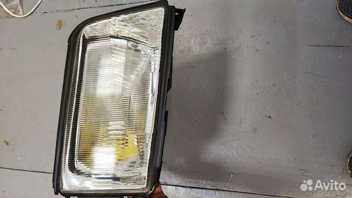 Фара audi 100 с4