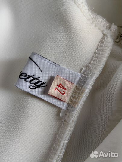 Свадебное платье 42