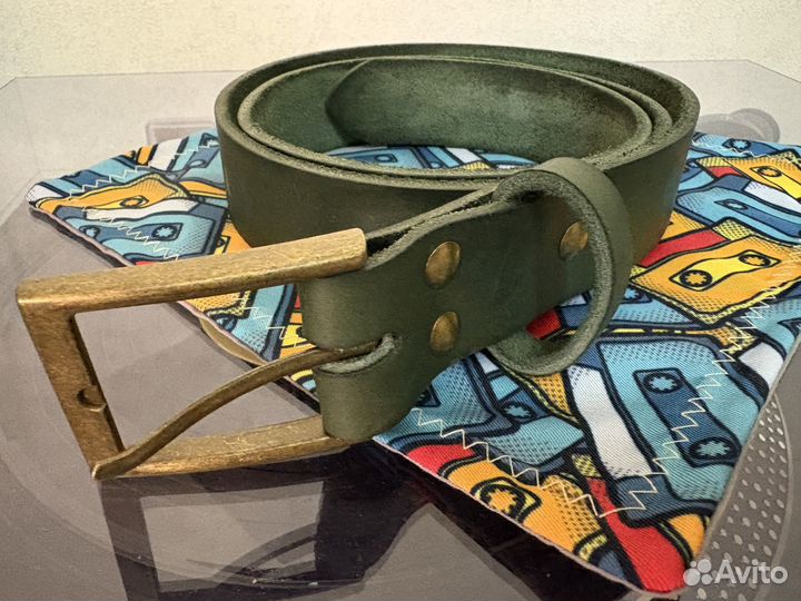 Женский кожаный ремень ручной работы