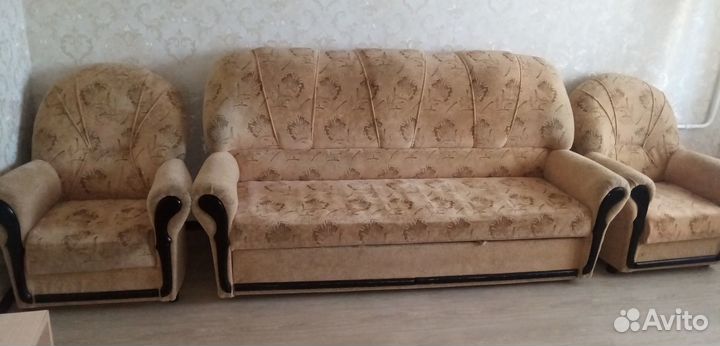 Диван + 2 кресла