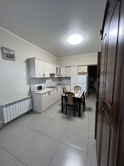 2-к. квартира, 62 м², 1/6 эт.