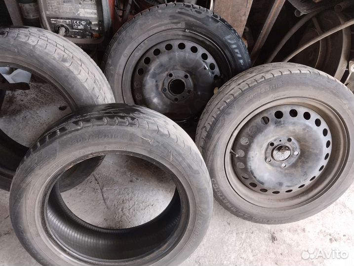 Viatti Strada Asimmetrico 205/55 R16