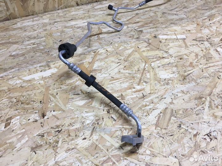 Шланг кондиционера Mercedes-Benz С300 W204 272.948