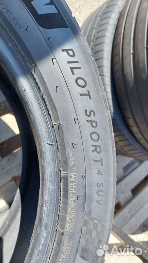 Michelin Pilot Sport 4 SUV 285/45 R22 114Y