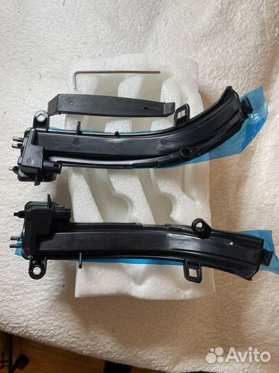 Повторитель поворота в зеркало bmw f30