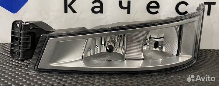 Фара противотуманная левая Volvo FH4 84186279