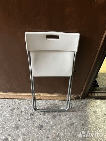 Аренда столов и стульев