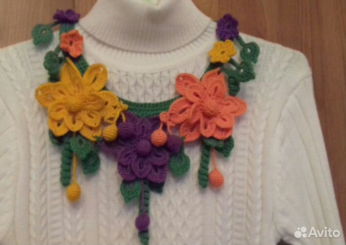 Вязаное крючком ожерелье (съемн.воротник)